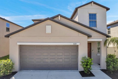 Casa en venta en New Port Richey, Florida, 5 dormitorios, 221.94 m2 № 1598067 - foto 4