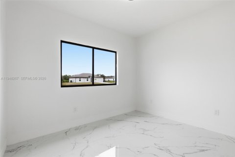 Casa en venta en Fort Myers, Florida, 3 dormitorios, 142.88 m2 № 2080517 - foto 19