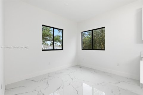 Casa en venta en Fort Myers, Florida, 3 dormitorios, 142.88 m2 № 2080517 - foto 7