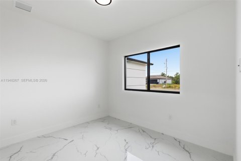 Casa en venta en Fort Myers, Florida, 3 dormitorios, 142.88 m2 № 2080517 - foto 21