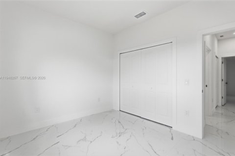 Casa en venta en Fort Myers, Florida, 3 dormitorios, 142.88 m2 № 2080517 - foto 20
