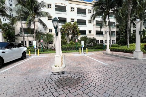Condominio en venta en Aventura, Florida, 1 dormitorio, 83.61 m2 № 1825862 - foto 12
