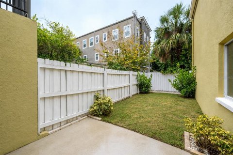 Condo in Tampa, Florida, 1 bedroom № 2111343 - photo 19