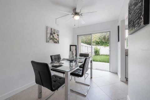 Condo in Tampa, Florida, 1 bedroom № 2111343 - photo 6