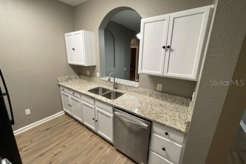 Condominio en alquiler en Orlando, Florida, 3 dormitorios, 115.85 m2 № 2277513 - foto 15