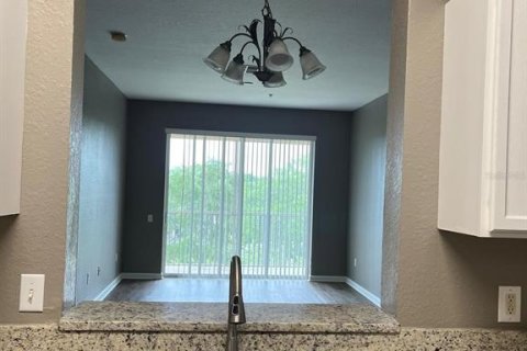 Condominio en alquiler en Orlando, Florida, 3 dormitorios, 115.85 m2 № 2277513 - foto 14