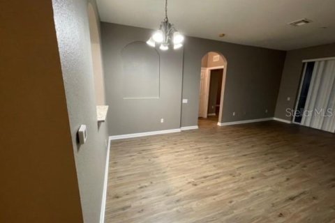 Condominio en alquiler en Orlando, Florida, 3 dormitorios, 115.85 m2 № 2277513 - foto 10