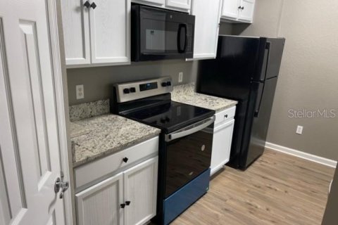 Condominio en alquiler en Orlando, Florida, 3 dormitorios, 115.85 m2 № 2277513 - foto 19