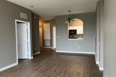 Condominio en alquiler en Orlando, Florida, 3 dormitorios, 115.85 m2 № 2277513 - foto 11
