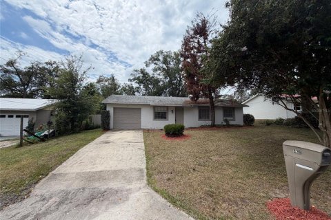 Villa ou maison à vendre à Orange City, Floride: 3 chambres, 91.79 m2 № 2319115 - photo 15