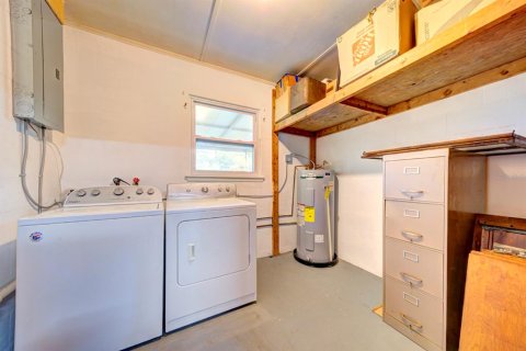 House in Merrit Island, Florida 3 bedrooms, 86.96 sq.m. № 2099902 - photo 19