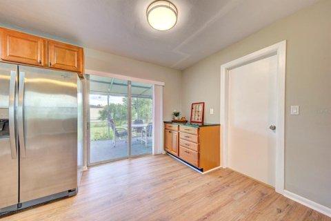 House in Merrit Island, Florida 3 bedrooms, 86.96 sq.m. № 2099902 - photo 6