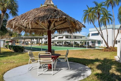 Copropriété à louer à Saint Petersburg, Floride: 2 chambres, 103.12 m2 № 2405724 - photo 12