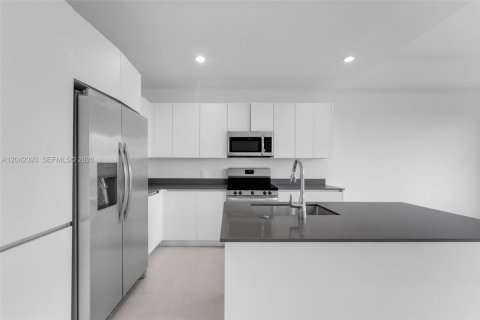 Adosado en venta en Homestead, Florida, 3 dormitorios, 135.45 m2 № 2185939 - foto 6