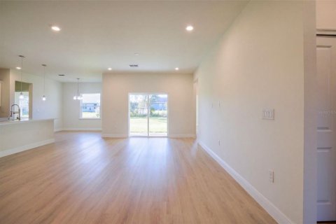 Villa ou maison à vendre à Ocala, Floride: 4 chambres, 181.35 m2 № 2431078 - photo 4