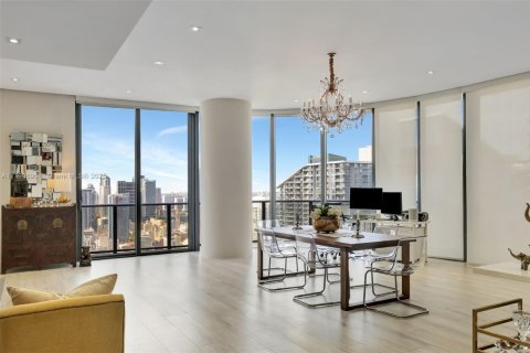 Condo in Miami, Florida, 3 bedrooms  № 1865145 - photo 4