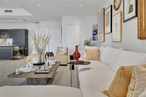 Condo in Miami, Florida, 3 bedrooms  № 1865145 - photo 6