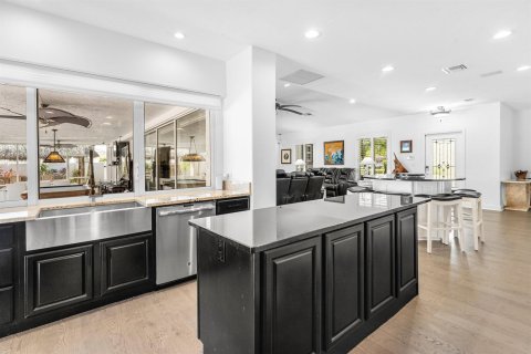 Villa ou maison à vendre à Jupiter, Floride: 4 chambres, 301.28 m2 № 2085183 - photo 8