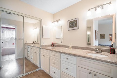 Villa ou maison à vendre à Davie, Floride: 3 chambres, 167.32 m2 № 2153702 - photo 29