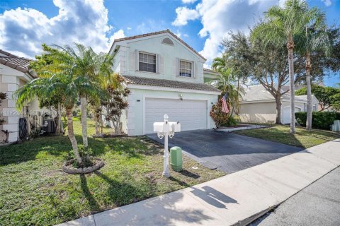 Villa ou maison à vendre à Davie, Floride: 3 chambres, 167.32 m2 № 2153702 - photo 2