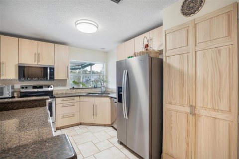 Villa ou maison à vendre à Davie, Floride: 3 chambres, 167.32 m2 № 2153702 - photo 17