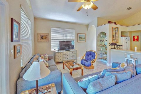 House in Placida, Florida 3 bedrooms, 106.28 sq.m. № 1886225 - photo 17