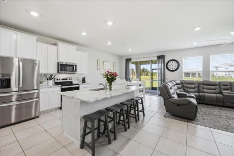 Casa en venta en Bradenton, Florida, 5 dormitorios, 276.29 m2 № 2313106 - foto 11