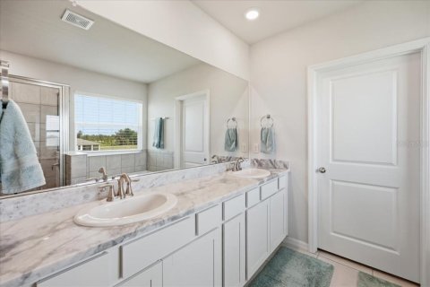 Casa en venta en Bradenton, Florida, 5 dormitorios, 276.29 m2 № 2313106 - foto 24