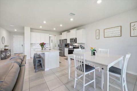Casa en venta en Bradenton, Florida, 5 dormitorios, 276.29 m2 № 2313106 - foto 13