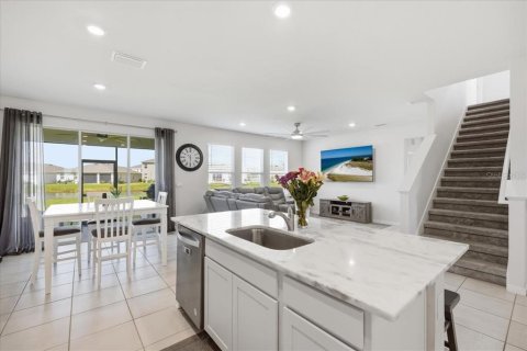 Casa en venta en Bradenton, Florida, 5 dormitorios, 276.29 m2 № 2313106 - foto 14