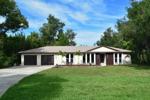 Villa ou maison à vendre à Winter Springs, Floride: 4 chambres, 218.32 m2 № 1898983 - photo 1