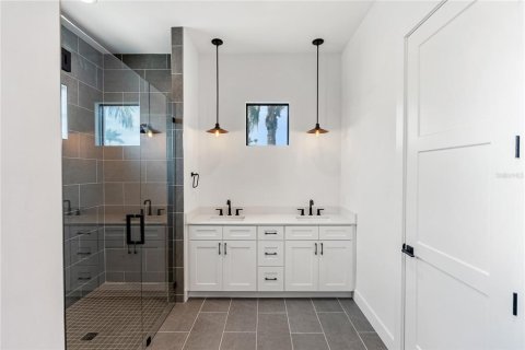 Casa en venta en Longboat Key, Florida, 4 dormitorios, 381.46 m2 № 1873488 - foto 25