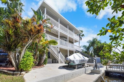 Casa en venta en Hernando Beach, Florida, 3 dormitorios, 235.23 m2 № 2418771 - foto 4