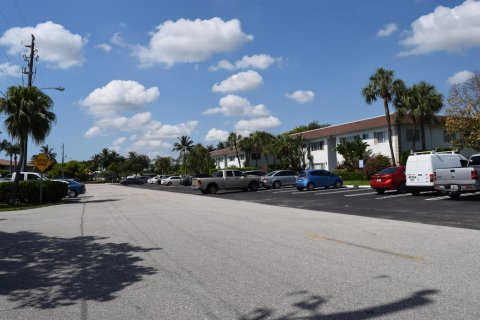 Condominio en venta en Pompano Beach, Florida, 1 dormitorio, 65.03 m2 № 2261981 - foto 11