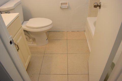 Condominio en venta en Pompano Beach, Florida, 1 dormitorio, 65.03 m2 № 2261981 - foto 8
