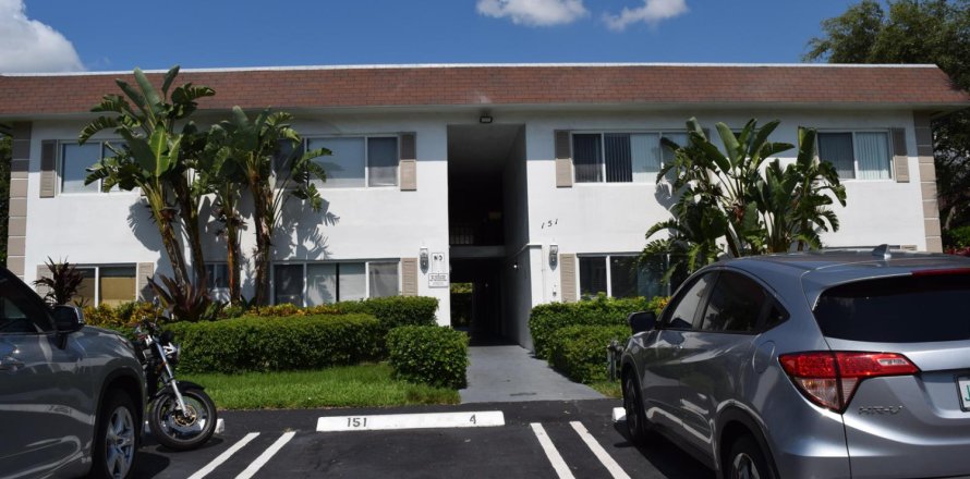 Condominio en Pompano Beach, Florida, 1 dormitorio  № 2261981