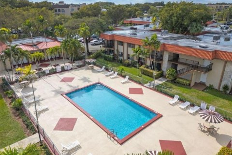 Apartment in Miami, Florida 2 bedrooms, 82.22 sq.m. № 1888952 - photo 30