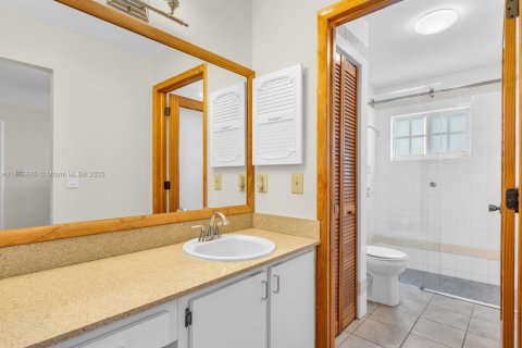 Купить виллу или дом в Хайалиа, Флорида 3 спальни, 132.39м2, № 1760795 - фото 24