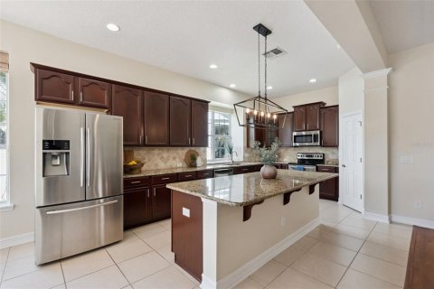 Villa ou maison à vendre à Orlando, Floride: 3 chambres, 240.52 m2 № 2437209 - photo 8