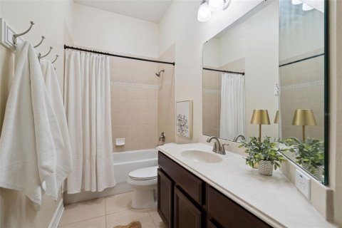 Villa ou maison à vendre à Orlando, Floride: 3 chambres, 240.52 m2 № 2437209 - photo 18