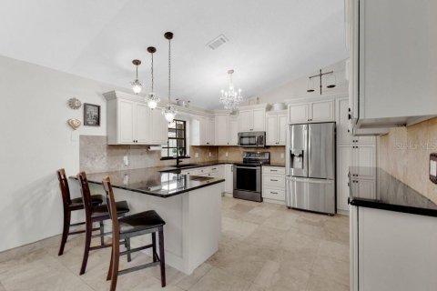 Casa en venta en Auburndale, Florida, 3 dormitorios, 150.5 m2 № 2157113 - foto 9