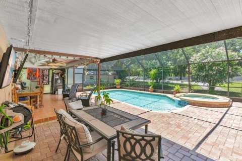 Casa en venta en Auburndale, Florida, 3 dormitorios, 150.5 m2 № 2157113 - foto 19