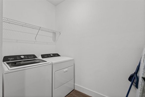 Townhouse in Kissimmee, Florida 5 bedrooms, 198.25 sq.m. № 2217128 - photo 30