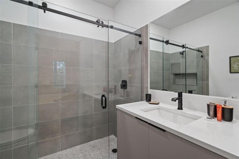 Townhouse in Kissimmee, Florida 5 bedrooms, 198.25 sq.m. № 2217128 - photo 21