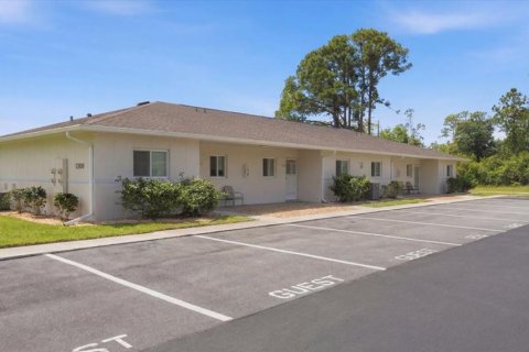 Villa ou maison à Lake Suzy, Floride 2 chambres, 80.92 m2 № 2121883