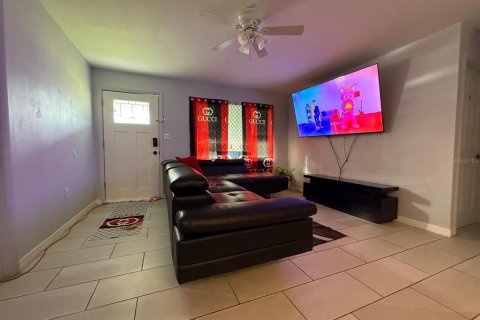 Casa en venta en Orlando, Florida, 3 dormitorios, 92.53 m2 № 1905983 - foto 3