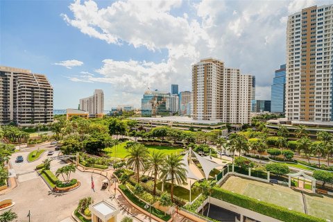 Copropriété à vendre à Miami, Floride: 2 chambres, 118.91 m2 № 1950366 - photo 20