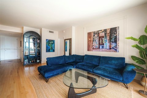 Copropriété à vendre à Miami, Floride: 2 chambres, 118.91 m2 № 1950366 - photo 2