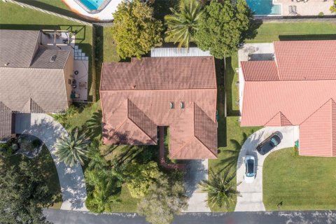 House in Davie, Florida 4 bedrooms, 205.31 sq.m. № 2018357 - photo 4