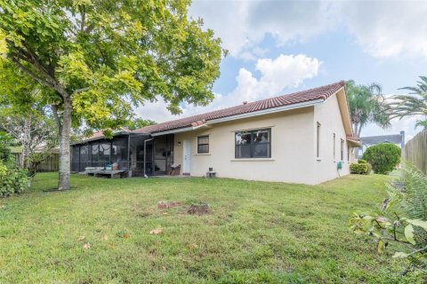 House in Davie, Florida 4 bedrooms, 205.31 sq.m. № 2018357 - photo 25